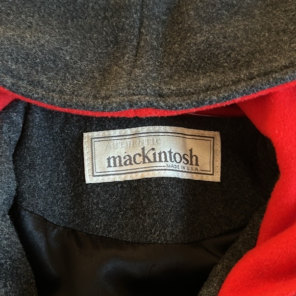 Mackintosh *Vintage* Women’s Wool Hooded Coat - Picture 3 of 16